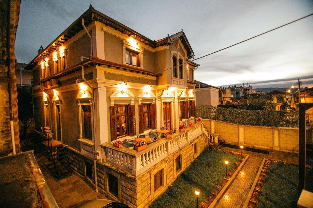 Hotel Vila Mano Korça Kültér fotó